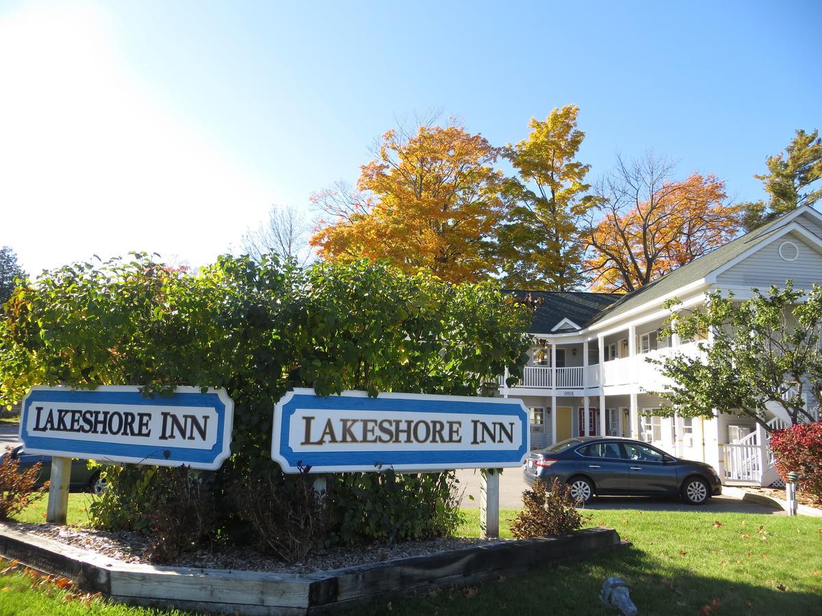 Empire Lakeshore Inn Екстериор снимка